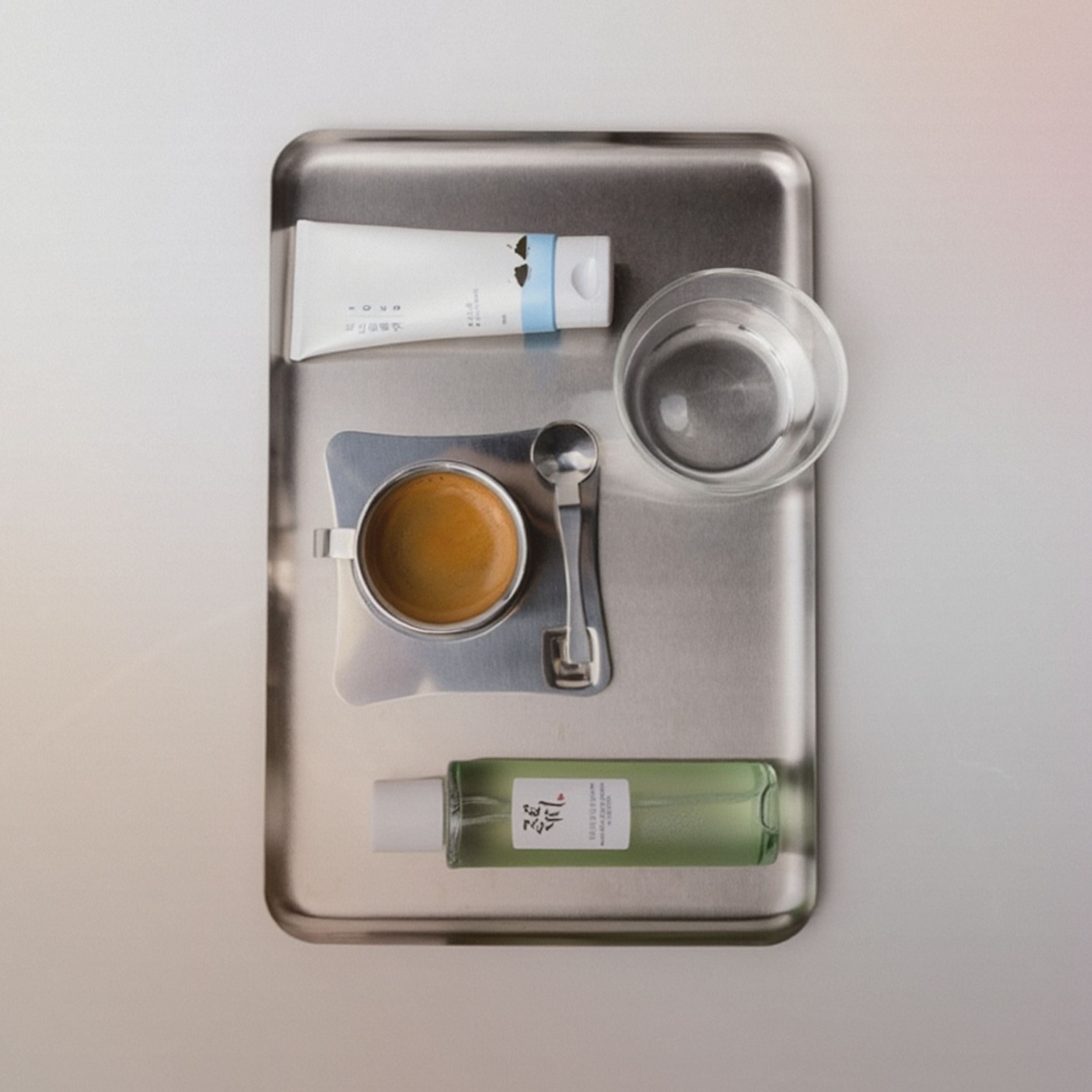 Hudpleje på budget: 3 produkter der kan ændre din rutine uden at sprænge kontoen